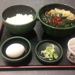 ゆで太郎 - 2016/9 レビュ8回目 納豆 360円（納豆、生卵、かけそば、ご飯）+　わかめ（サービス券利用） 360円