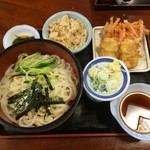 手打ちうどん・そば 子亀 - 【2016年07月】冷汁うどんセット＠970円。