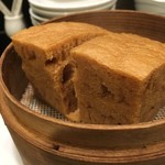 SEN YO - 香港カステラ：天然酵母｢老麺｣で発酵と攪拌を繰り返し3日かけて作るらしい