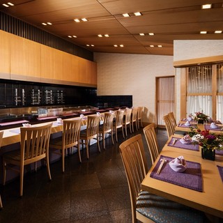 四季食材を囲む上質な空間で特別なひとときを