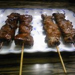 焼き鳥、レバ、満州焼きが名物
