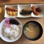 Resutoran Ajia - 朝食は軽めにしました