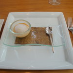 銀座 シェ・トモ - 2010/11　生ウニの貴婦人風(＋９８０円)。