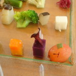 銀座 シェ・トモ - 2010/11　山梨県産　無農薬野菜達　２８－３０種の盛り合わせ。