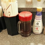 とんかつ檍 - 卓上のソース類