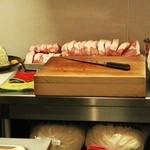 とんかつ檍 - 厨房の一部