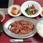 とらじ亭 - 2016.10.29。焼肉定食　800→540円