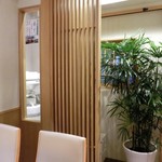 蕎ことら - 店内の石臼で挽きたての蕎麦を提供