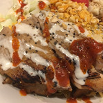 豚のらーめん 弐番手 - 2016年10月19日から一週間限定
      ９周年限定とOi!ラーメン企画コラボラーメン
      チキンオーバーヌードル