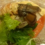 キャトルラパン - オマール海老と鯛のソテー白ワインソース