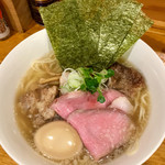 麺屋 いえろう - 軟骨チャーシューまでのっかります