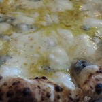 ベントエマーレ - このチーズからである油が凄い！！