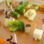 銀座 シェ・トモ - 2010/11　山梨県産　無農薬野菜達　２８－３０種の盛り合わせ。