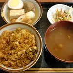 川端 - ひつまぶし定食700円