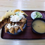 竹家食堂 - あげあげ丼全景