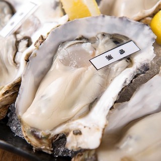 Made in Miyagi Sanriku! Fresh “raw Oyster & grilled Oyster” at a special price of 220 yen ♪