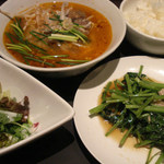 アジアンバルフロッグス - 空心菜炒め定食+ブンボーフエ