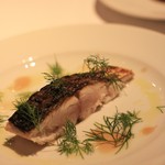 イノウエ グリリア - 2016年１０月　鰆のグリル　イタリアの魚醤をソースに使っています