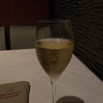 瀬里奈 - 　瀬里奈本店５５周年を記念したシャンパンです。辛口でキリッとした口あたりでした。