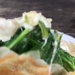 Crispy Grindz - ほうれん草とチーズはマッチします