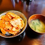 五丁目酒場 章吉 - ランチ 豚丼 615円