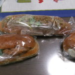 グリーンベル - 焼きそばパン、ミニコロッケ等