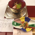 五万石本店 - 付出: 焼椎茸 なめこ はらはら霙和え❣️
                                前菜: 旬味彩々❣️