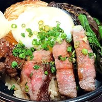 KATO'S DINING & BAR - KATO'S DINING ＆ BAR ＠赤坂見附 江戸 Premium 黒毛和牛ステーキ丼 こんなに柔らかい食感の牛ステーキを頂くの初めて～