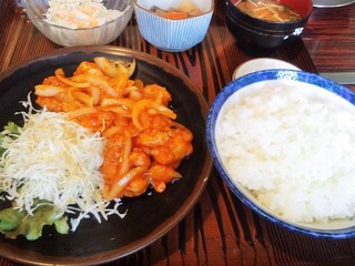 Tonchinkan - 鳥チリ定食￥９８０