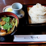 稲庭うどん 瀧さわ家 - 比内地鶏のあったかせいろ（冬季限定）