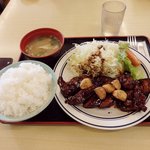 健康食堂 食ひで - 健康食堂 食ひで（グローブ大トンテキ定食）