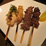 わのみせ - 梅ささみ・正肉・砂肝・レバー(各¥180−)