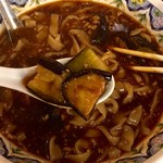 中国ラーメン揚州商人 - 茄子は肉厚！