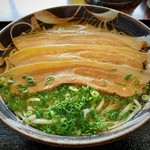 識名そば - 特大三枚肉そば 