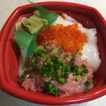 悠翔 丼丸 鈴川店 - いかイクラ丼＋ねぎとろトッピング