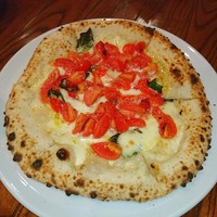 PAPPARE NAPOLI - マルゲリータフレスカ♥
                ヘ(≧▽≦ヘ)♪
                チェリートマトが旨い♥