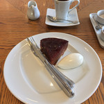 パティスリー・パリセヴェイユ - タルトタタン（500円）とcafé（550円）