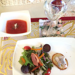 カフェレストラン  びすとろアン - 前菜とトマトスープを真上から