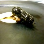 ウシマル - イカスミソーセージ、むかご