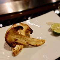 横浜うかい亭 - 焼き松茸