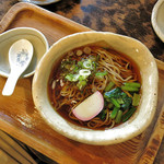 ながや - 香露蕎麦
      冷たいかけそば