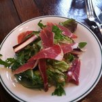 前菜_生ハムのサラダ仕立て