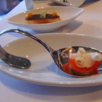 レストラン サンパウ - トマトとガンチェット、ポップコーンとピーナッツ