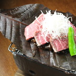 杉のあかり - 氷見牛朴葉焼き