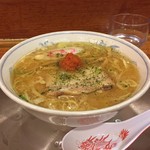 龍上海 - ラー博は俺の社員食堂。  赤湯からみそミニラーメソ！ なるとがキュート♡  寒くなってきた今日このごろ、こういう味噌ラーメソがイイね！  旨すぎる