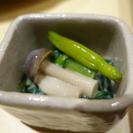 銀座 しのはら - ほうれん草としめじ