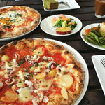 LOCHE MARKET STORE  - 