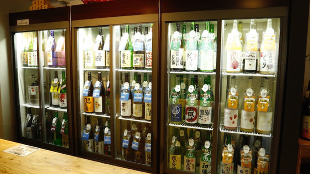 全国各地の日本酒100種類飲み比べ時間無制限 Kurand Sake Market 渋谷店 クランドサケマーケット 渋谷 居酒屋 ダイニングバー その他 食べログ