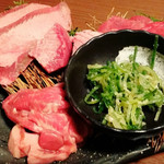 厳選和牛焼肉 犇屋 伊丹店 - 