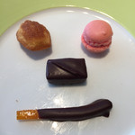 Dining & Bar TENQOO - 顔にしてみました